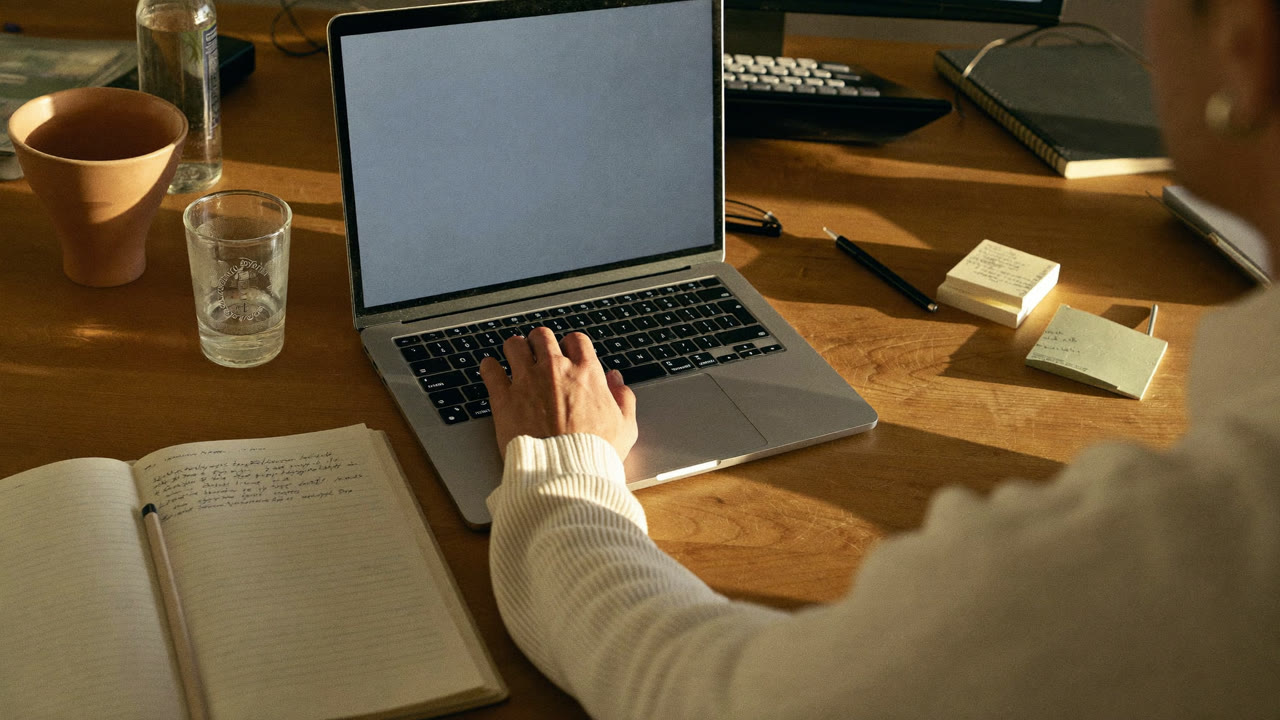 7 Prompt Tips That Instantly Improve AI Answers (2026)